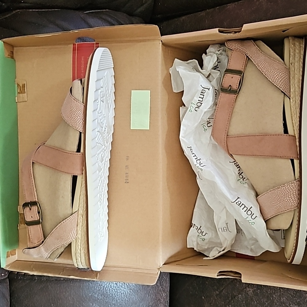 Womens shoes